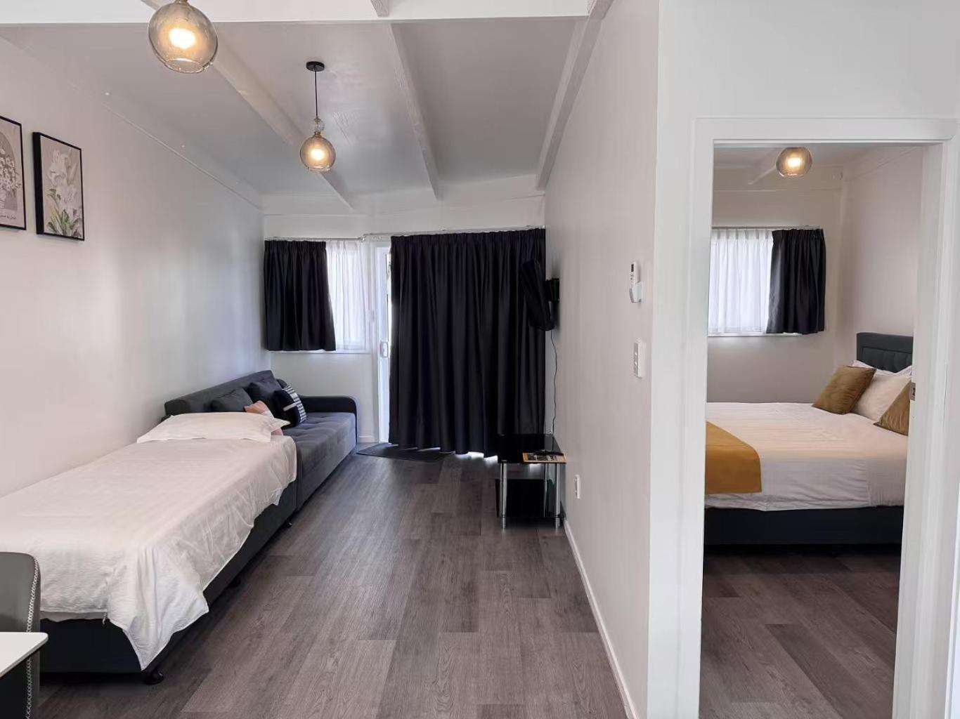 טאורנגה Rainbow Motel & Guest House מראה חיצוני תמונה