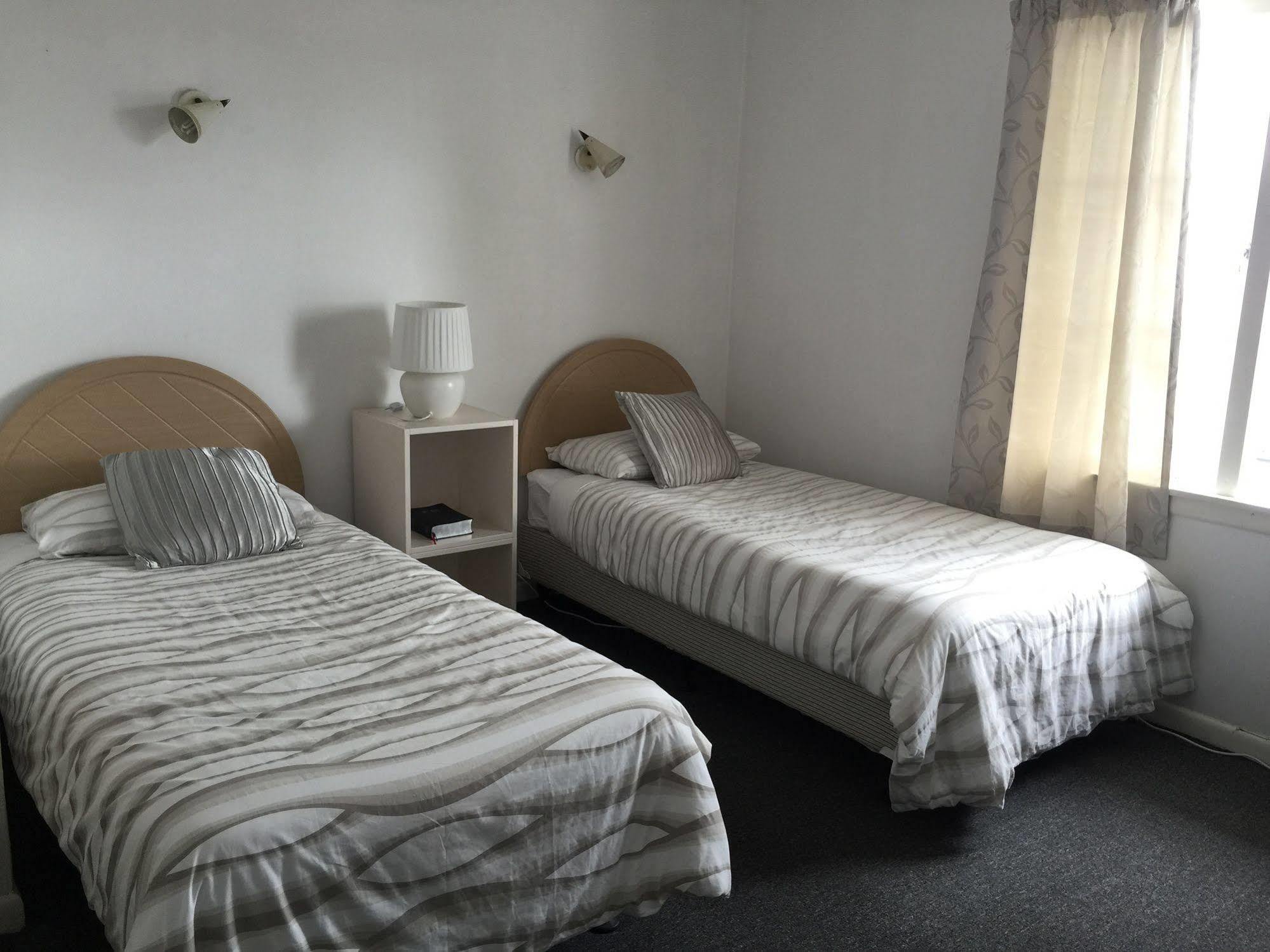 טאורנגה Rainbow Motel & Guest House מראה חיצוני תמונה